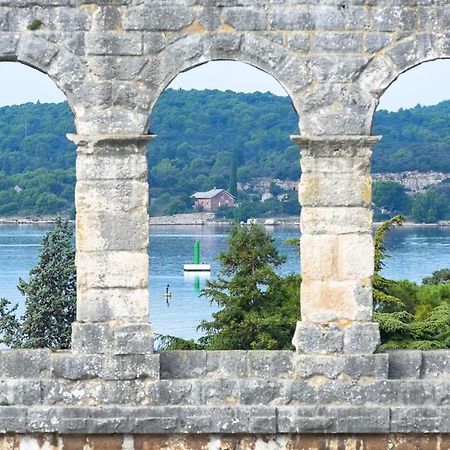 Apartman Pem Pula Bagian luar foto